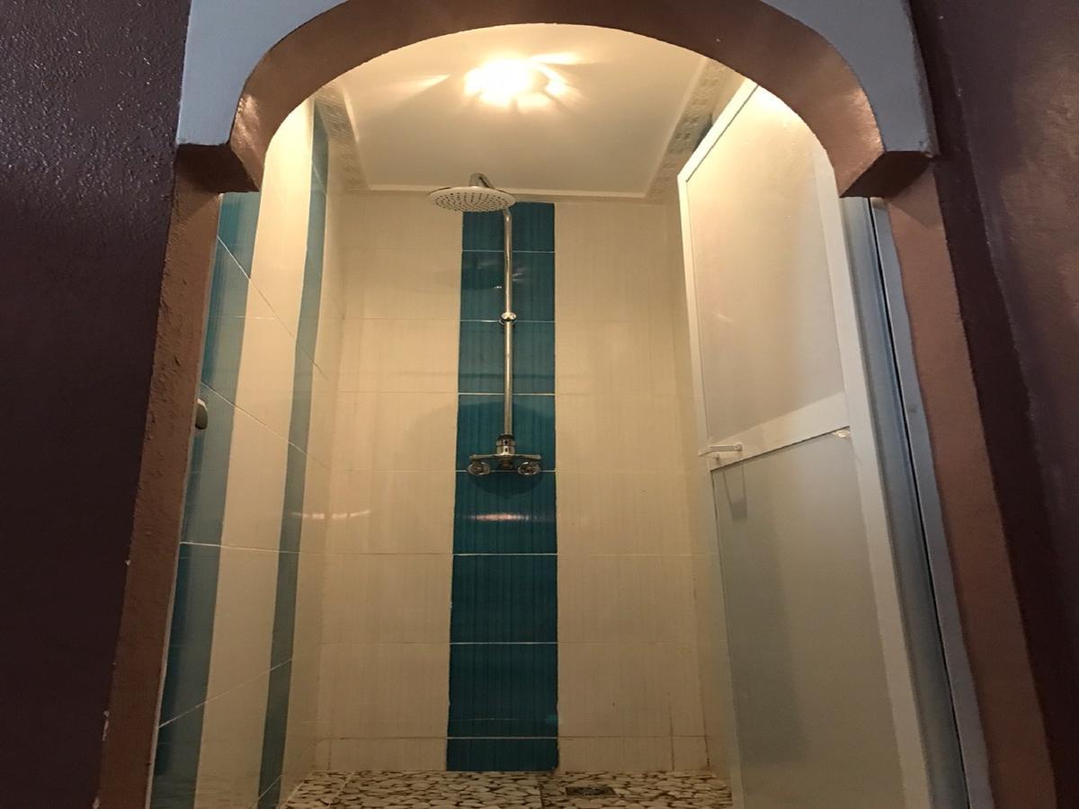 Habitación Compartida Mixta de 6 camas
